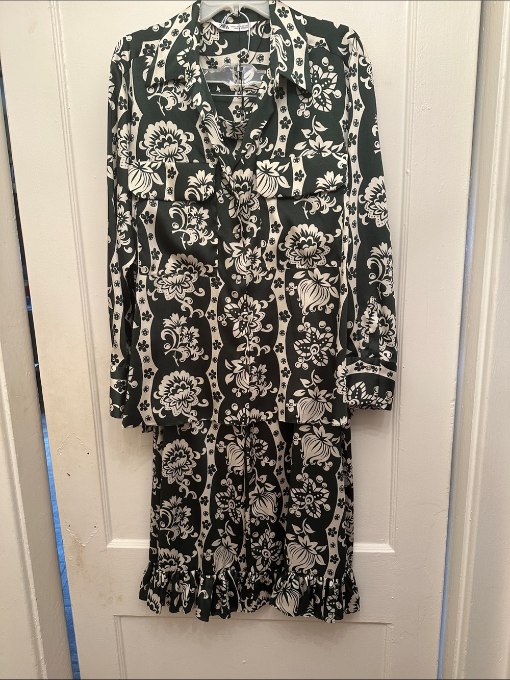 Zara Forest Green & White Floral 2 Piece Set.